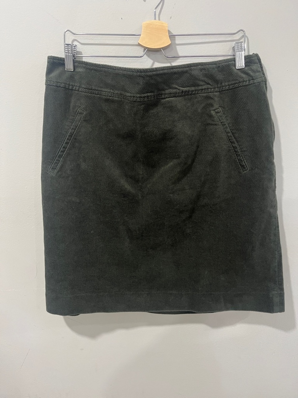 Talbots Forest Green Pencil Skirt with Slanted Front Pockets